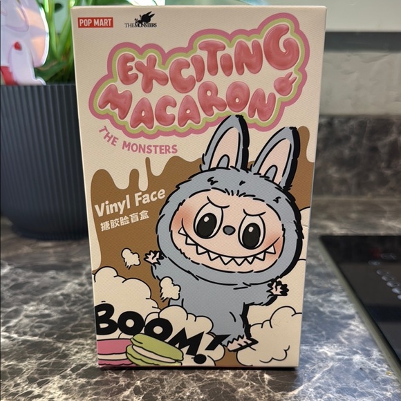 Pop Mart Exciting Macaron Blind Box - Picture 1 of 3
